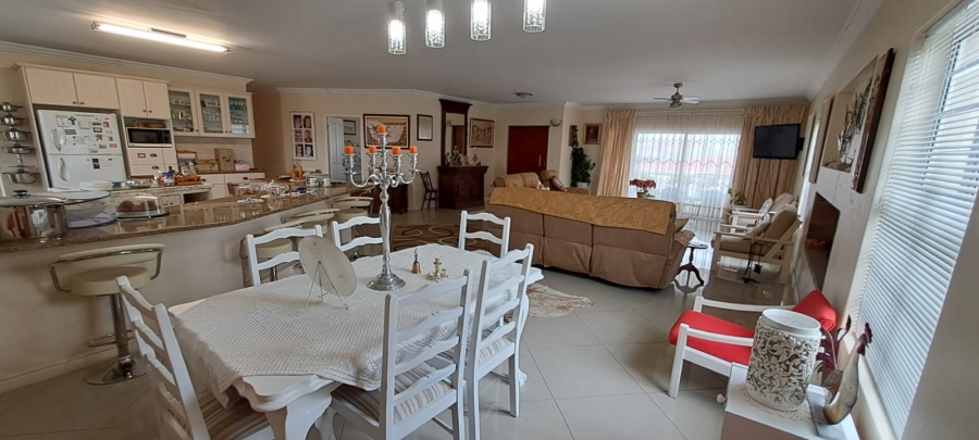 4 Bedroom Property for Sale in Port Owen Western Cape